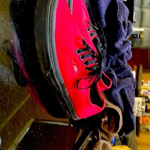 Vans old school red with black soul rare color combination men’s 9 1/2